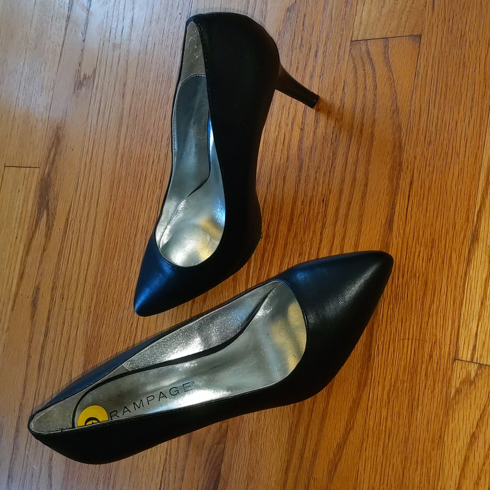 Pointed Toe Skinny Heels